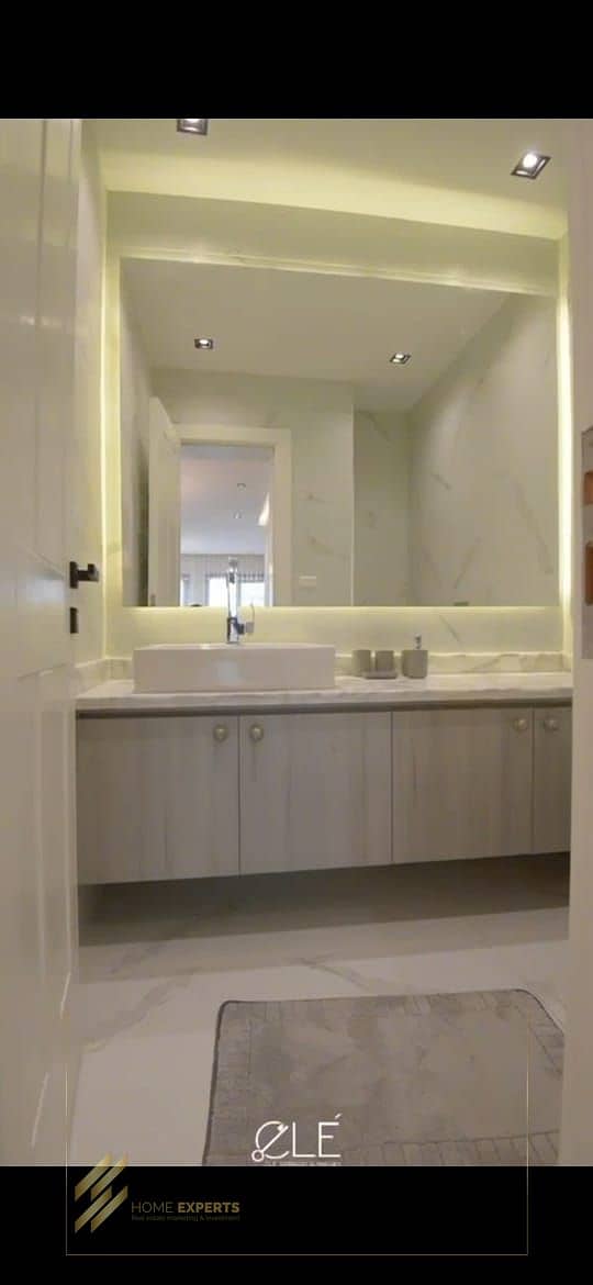 3 8b378b2a-219f-4743-b242-cea41ac28d5e. jpg