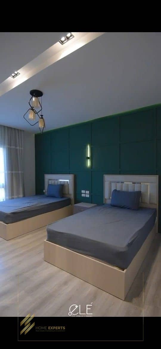 4 9dc213bb-0309-44a0-8c4f-1d351f069f53. jpg