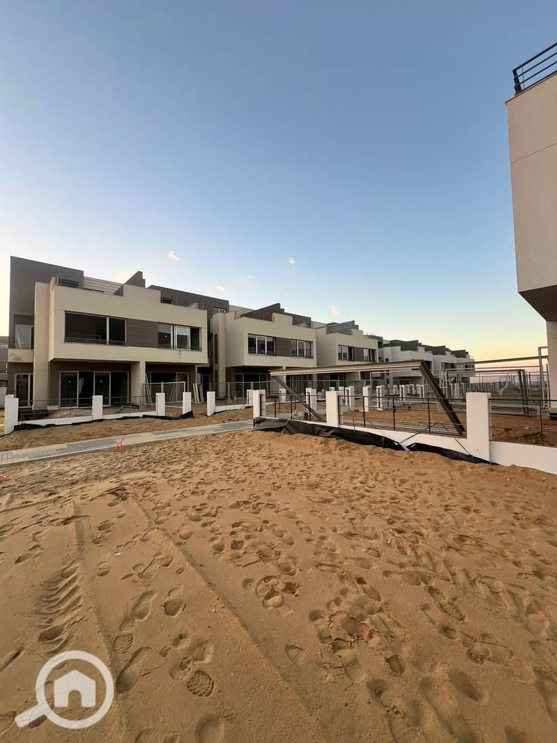 8 WhatsApp Image 2026-01-11 at 11.01. 17. jpeg