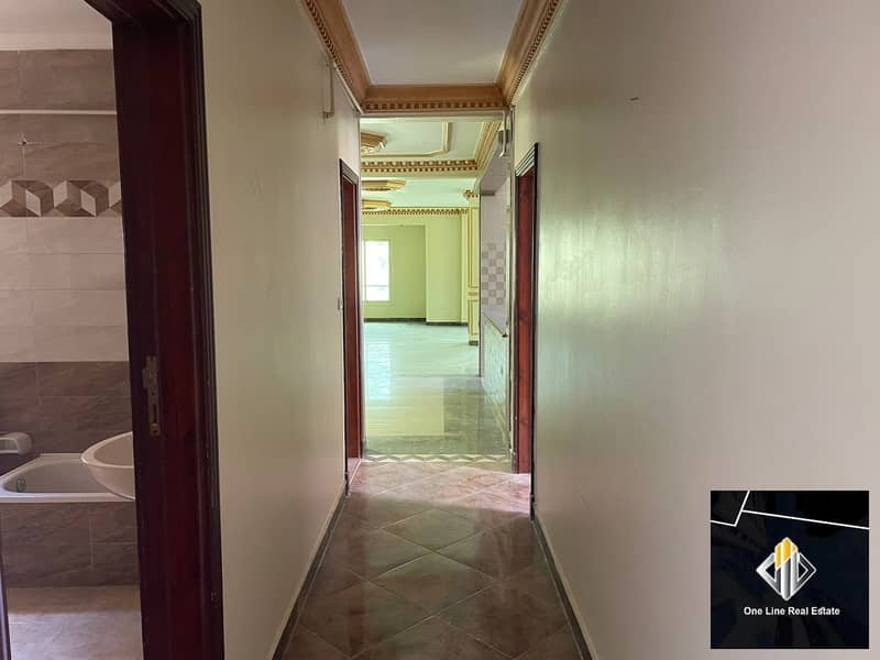 4 83d79aa4-ee57-445a-ba7c-65907d9ad4d4. jpeg