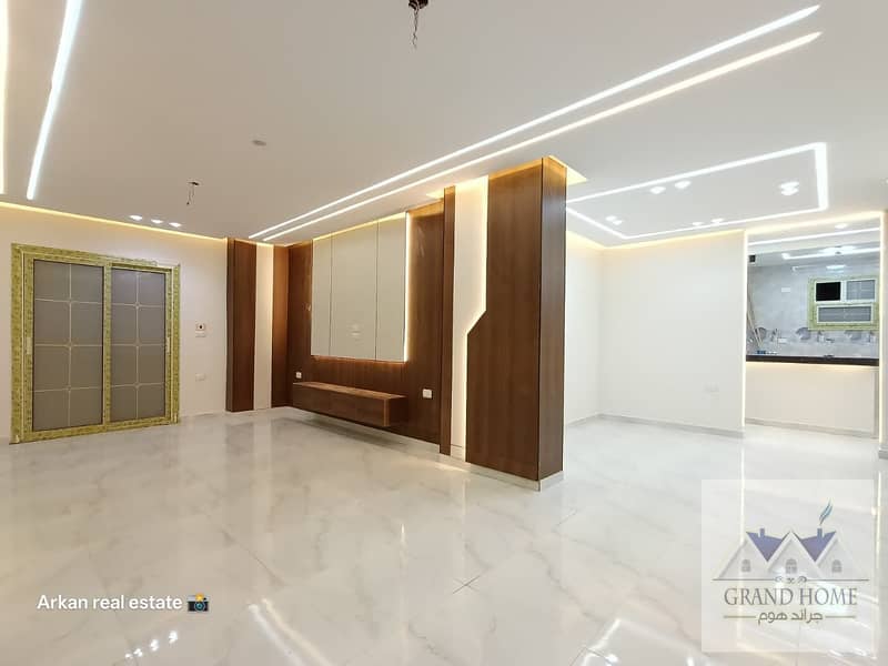 3 39433f81-4934-4f0d-9b5b-f80d2890ec0e. jpg