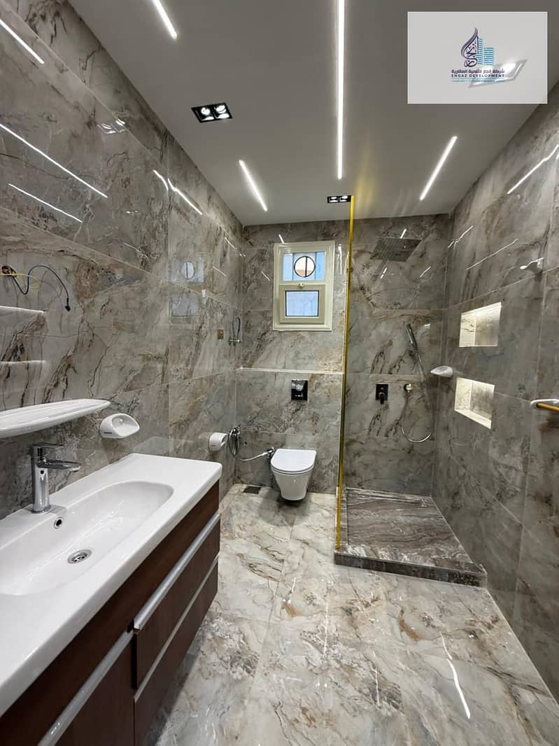 6 WhatsApp Image 2025-11-25 at 10.39. 08 PM (1). jpeg