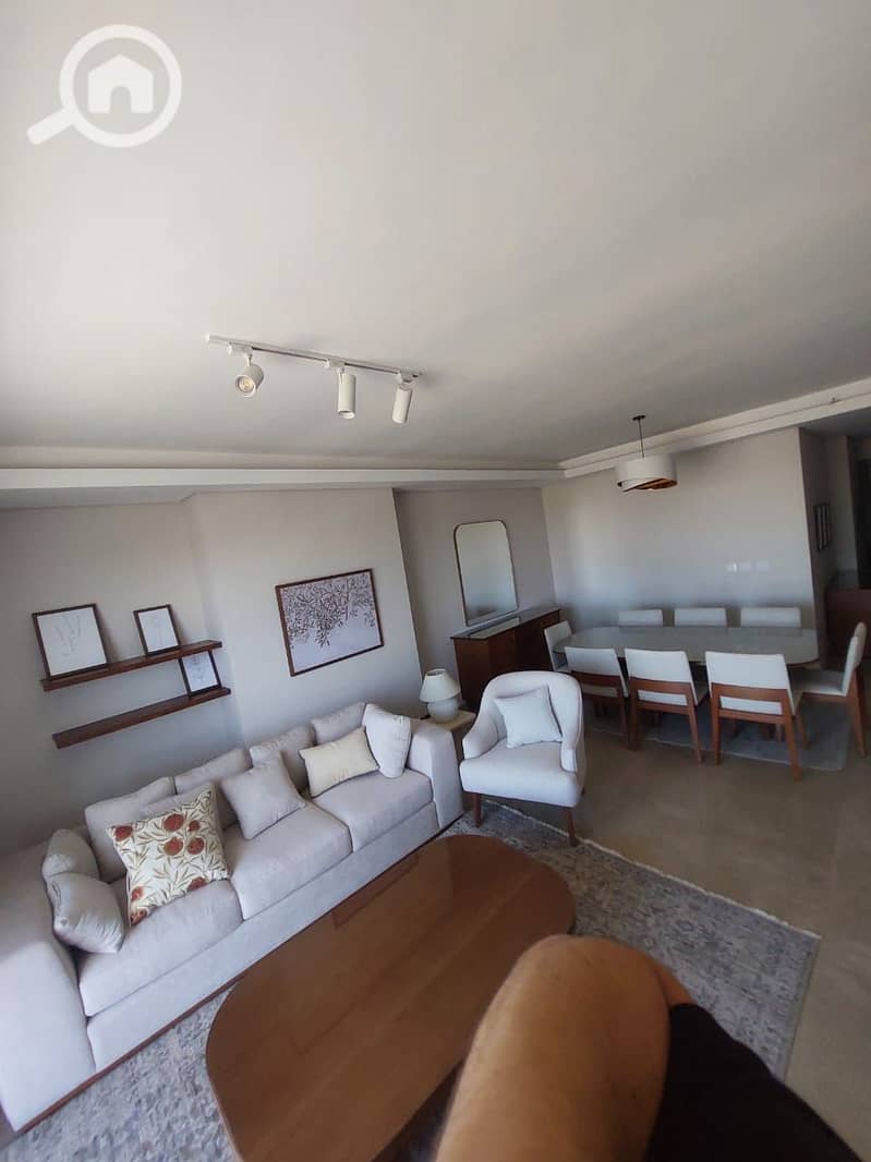 6 c7948918-3628-4943-b1a7-0eec972d365a. jpg