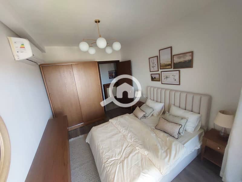 11 1c6ec00f-019a-4c0d-bd5c-c683d015ebd3. jpg