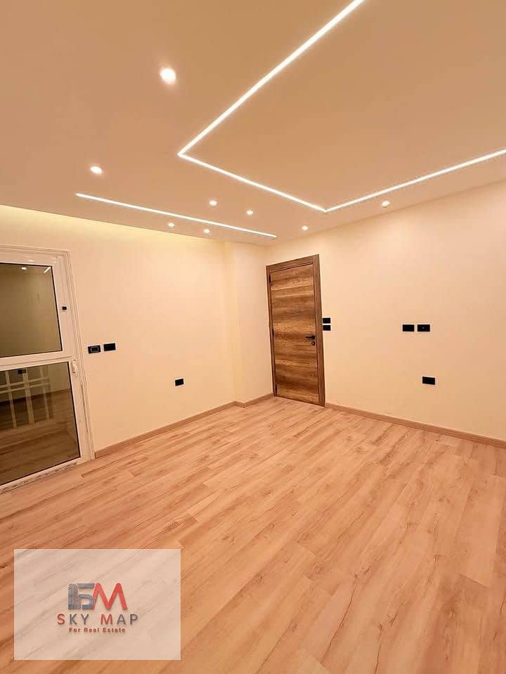 6 615977442_25400695959614127_1499749138531412133_n. jpg