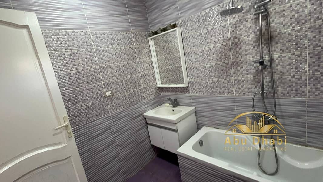 4 16fd4e00-d3da-4524-8003-88de95e7bc3e. jpg