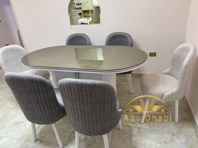 12 1f5d13cd-871e-4c13-82a6-c91a62789da8. jpg