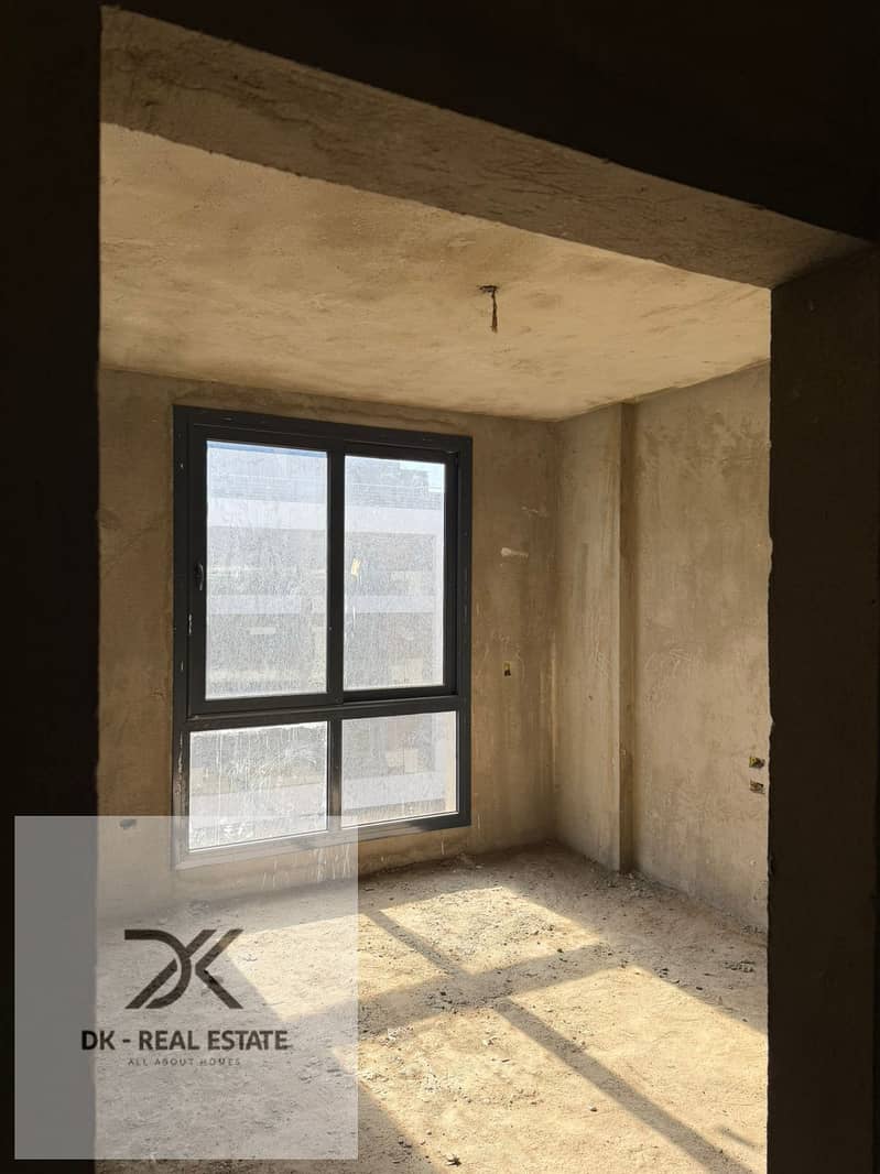 24 WhatsApp Image 2026-01-19 at 3.41. 35 PM (1). jpeg