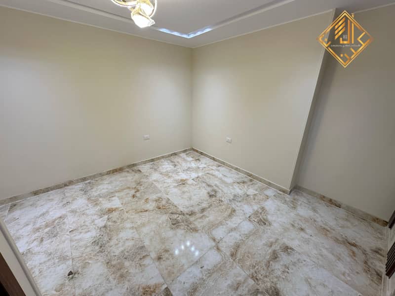 12 WhatsApp Image 2025-06-19 at 16.10. 00. jpeg