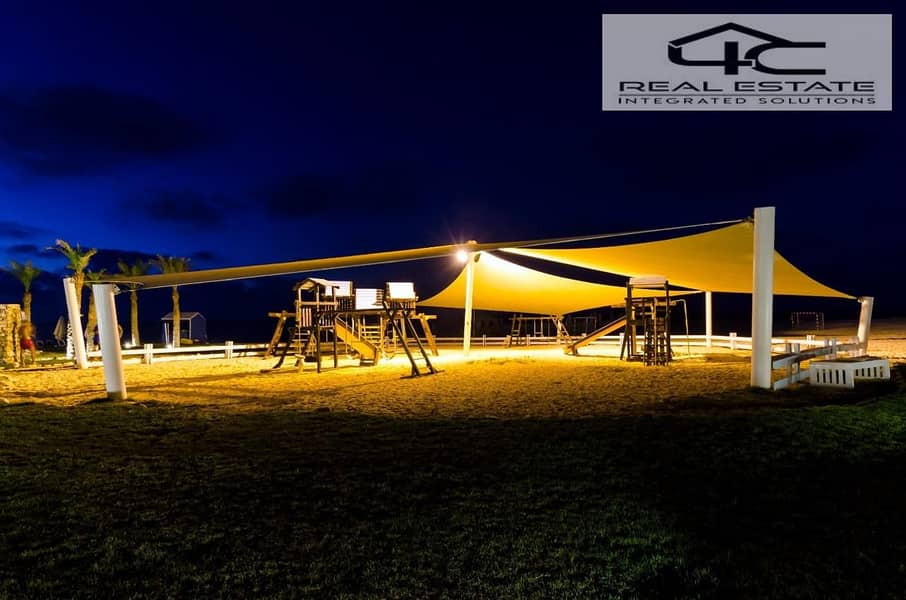 4 6ad95c7a-ea22-4f1f-a843-7a80b704d483. jpg