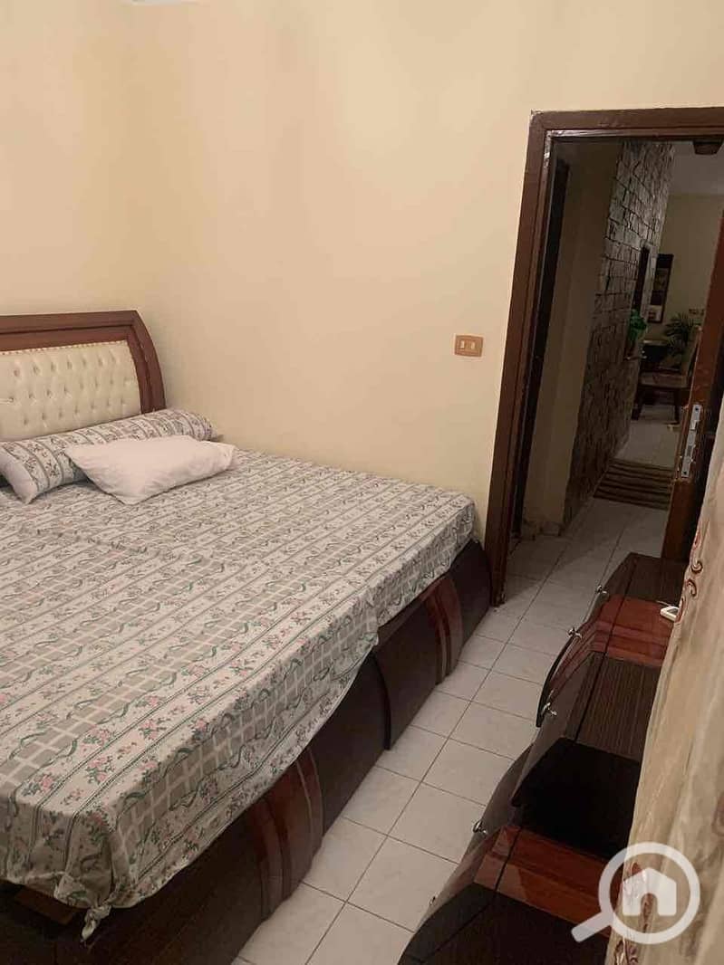 9 c82fd35a-5cc0-485a-9706-be15c24964bb. jpg