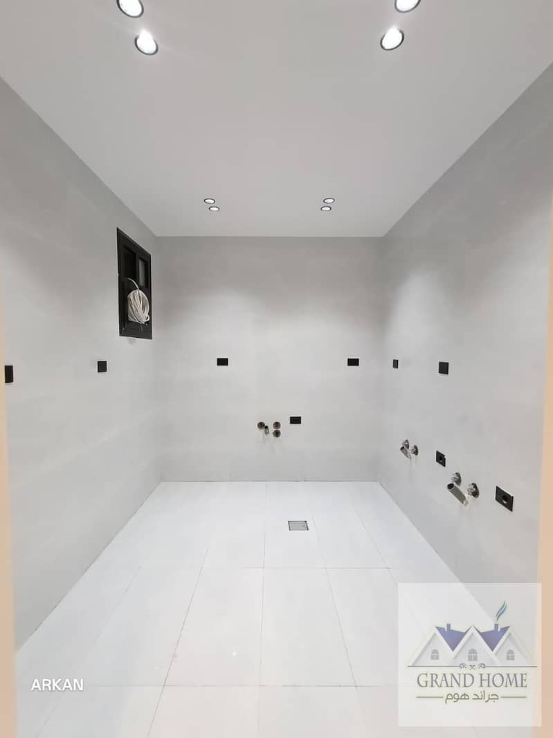 12 96534999-d5d1-46ae-a666-2c1112fee8dd. jpg