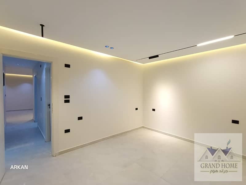 16 f7c8ea92-0c85-4879-ad3b-c59a70874a21. jpg