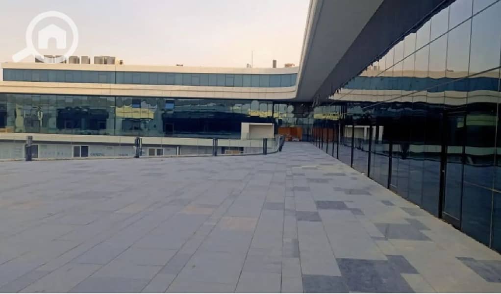 10 WhatsApp Image 2025-09-25 at 5.52. 18 PM. jpeg