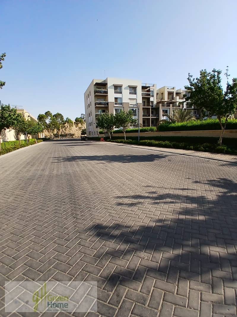 2 2e306bae-5d43-4cc3-bfa0-4b311b932027. jpg