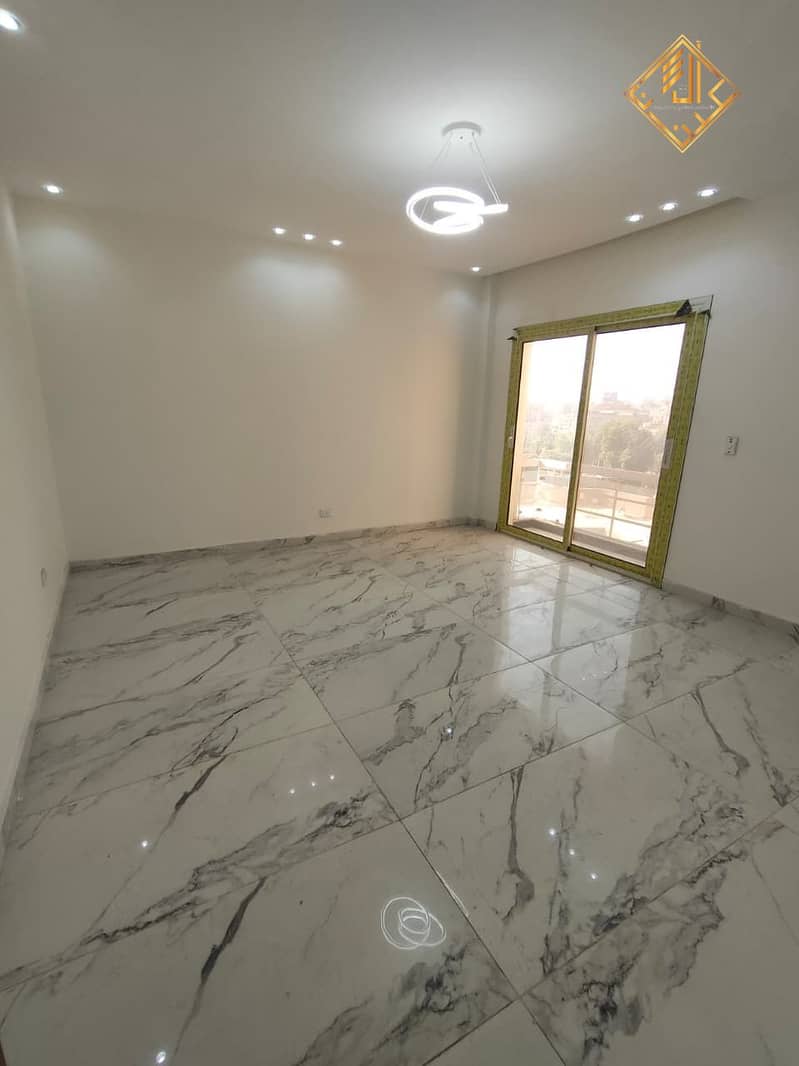 7 WhatsApp Image 2025-09-17 at 17.32. 13 (4). jpeg