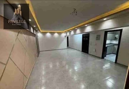 فلیٹ 4 غرف نوم للايجار في زهراء المعادى، القاهرة - 14430. jpg