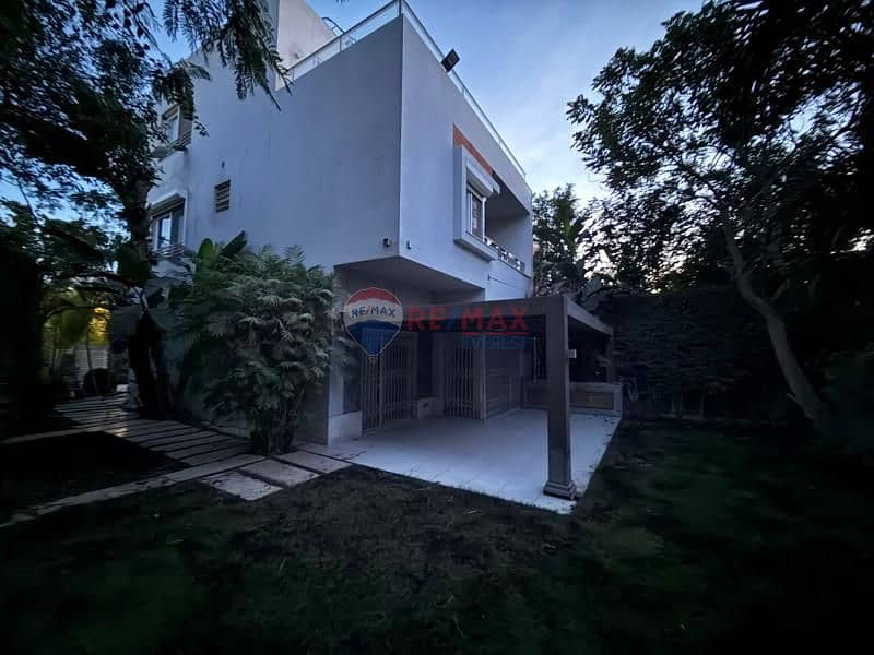 2 f224a2d4-39e8-4e0c-98c4-75f3fd06b386. jfif. jpg