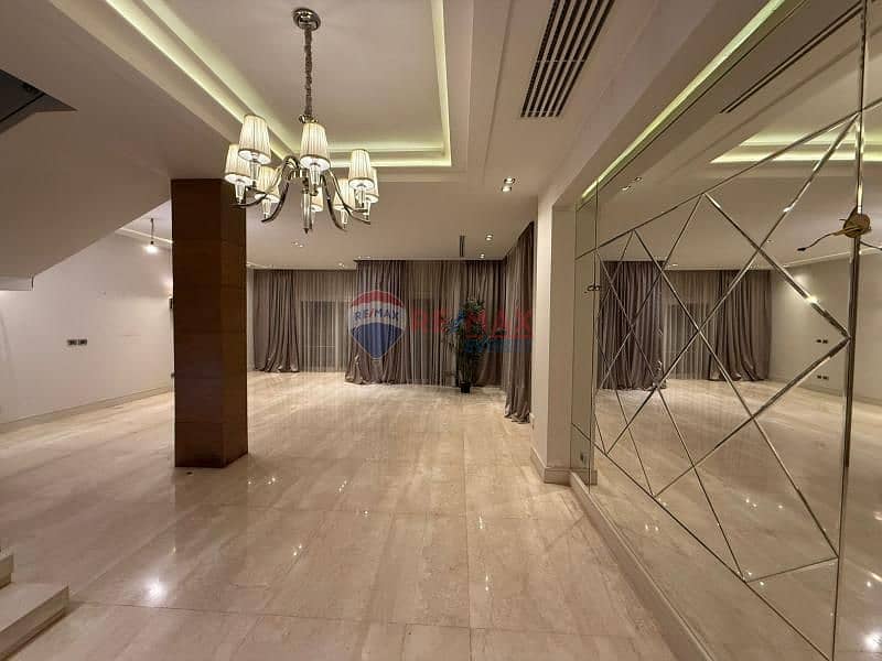 4 086b94b8-1b6b-49d6-b644-89444fdba5d5. jfif. jpg