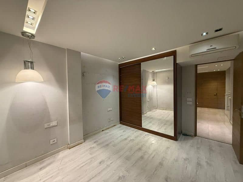 13 0717b6e1-74a5-48d1-a0de-d92f46566f5f. jfif. jpg