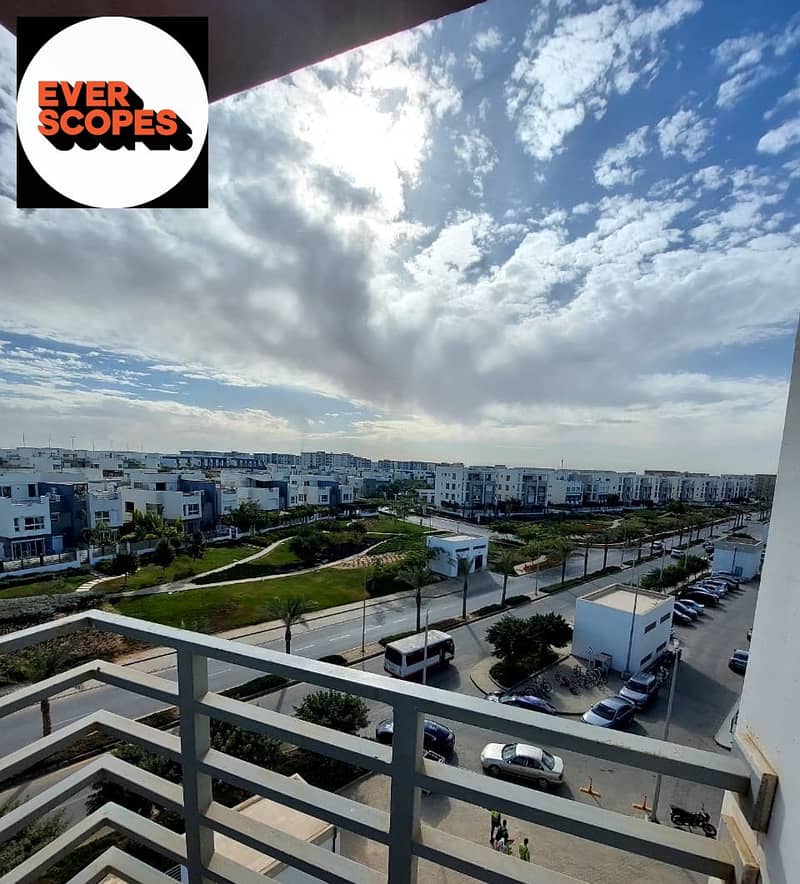 9 603881893_2262082854302556_7056677092567790842_n. jpg