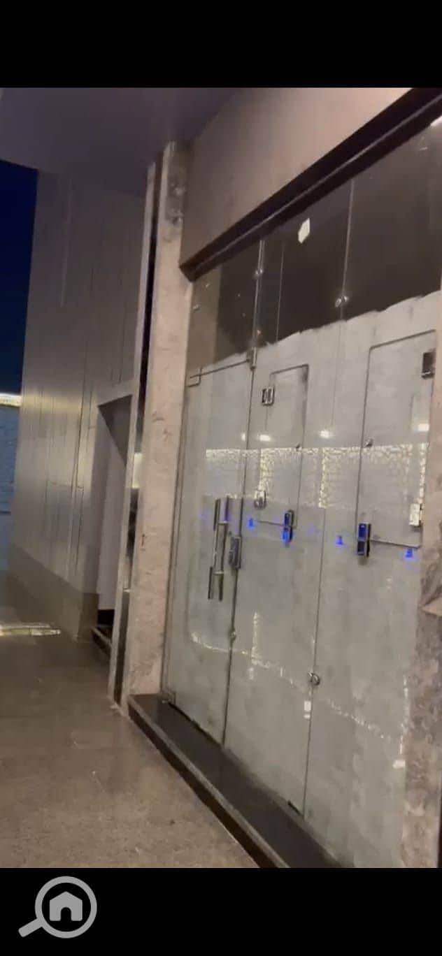 6 7c0edc27-8b57-4dbb-b79c-9f33f1eda3b0. jpg