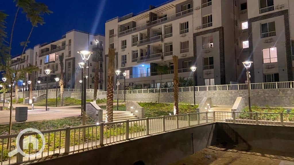 4 6ace4eae-c1c2-4c58-84af-918dd5bd343e. jpg