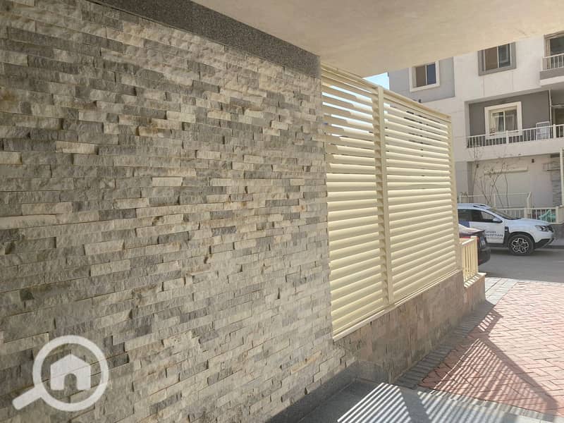 6 777f2092-2f51-4a8a-829d-eaceda88114a. jpg