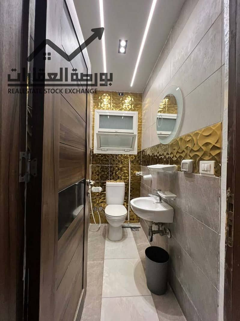 9 92207e17-dd8e-48f6-bf1f-e5ecd556fcfa. jpg