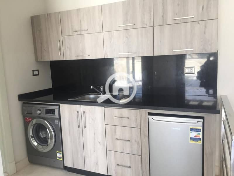 3 48e9995d-2e9e-4441-bdcc-7d839db87e0d. jpg