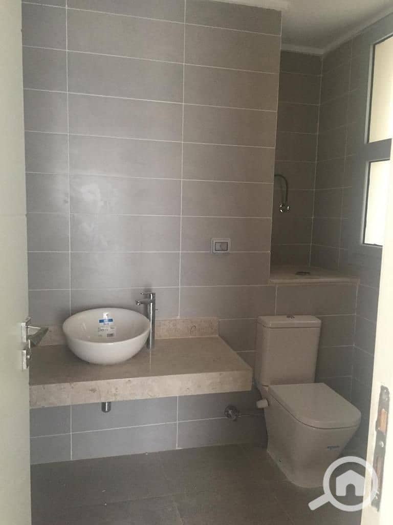 6 5d674b3f-588f-4c86-8715-12f01764b497. jpg