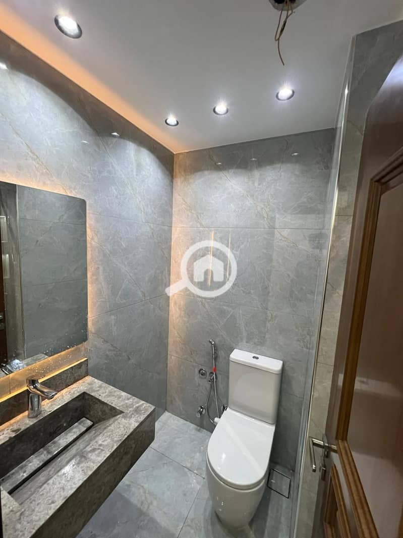 16 08baafec-0c9d-4c50-b4f3-17921ffbe747. jfif. png