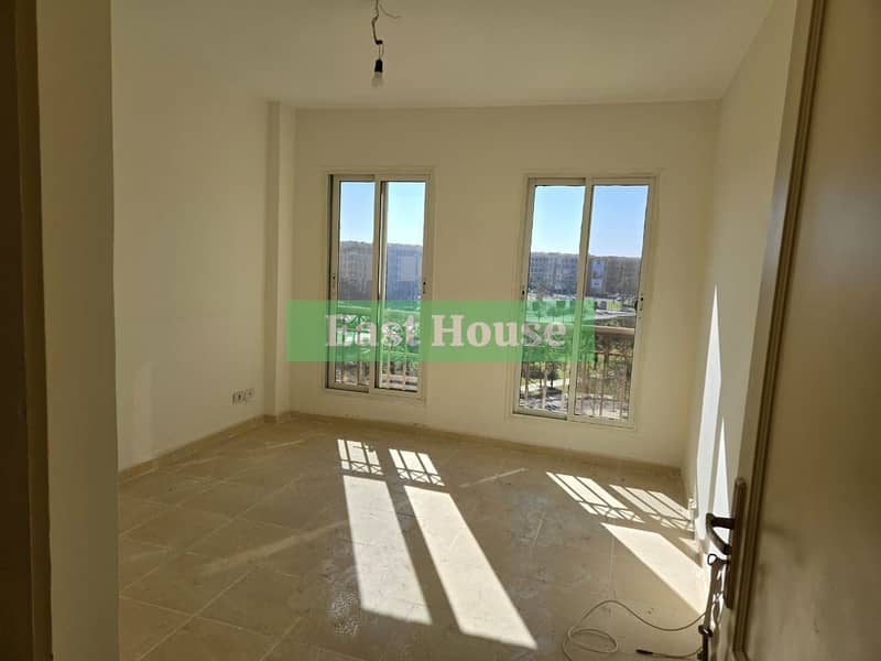 6 a4daff5d-39cd-4dde-a42a-1fca1ff8de54. jpg