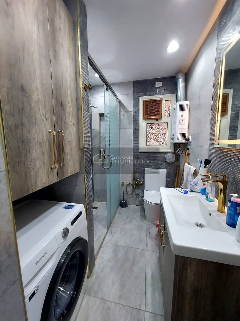 2 d7fd927a-9712-4d23-87d2-4dd0bbc7ed49. jpg