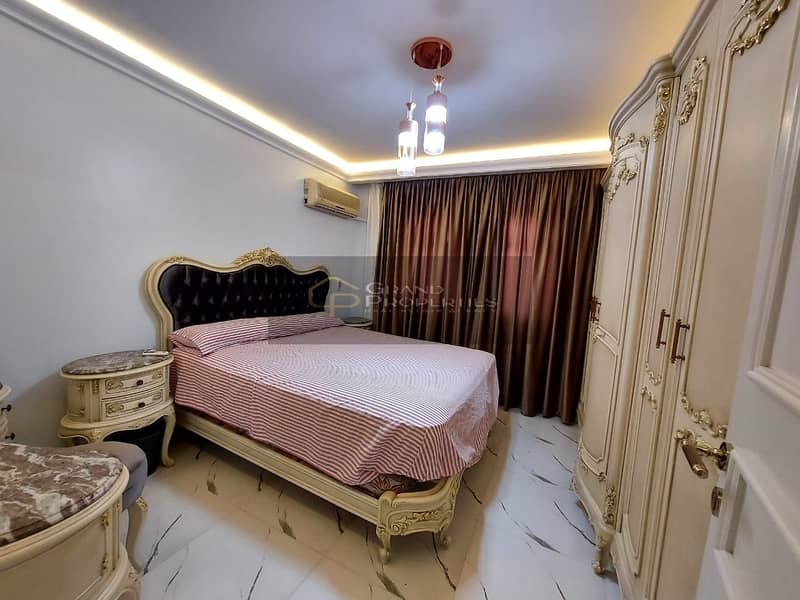 8 86ffe78e-e513-4996-95c3-6a526b4615c7. jpg