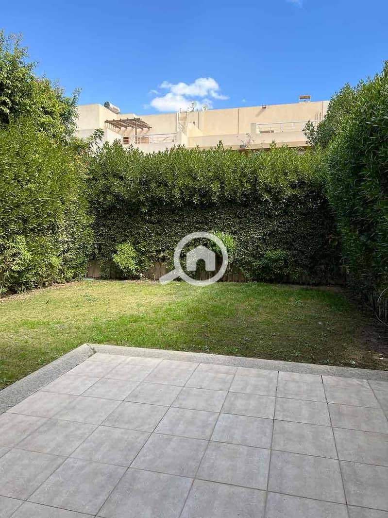 2 6bf99280-5b59-4027-bb3d-7a27cc042bc5. jpg