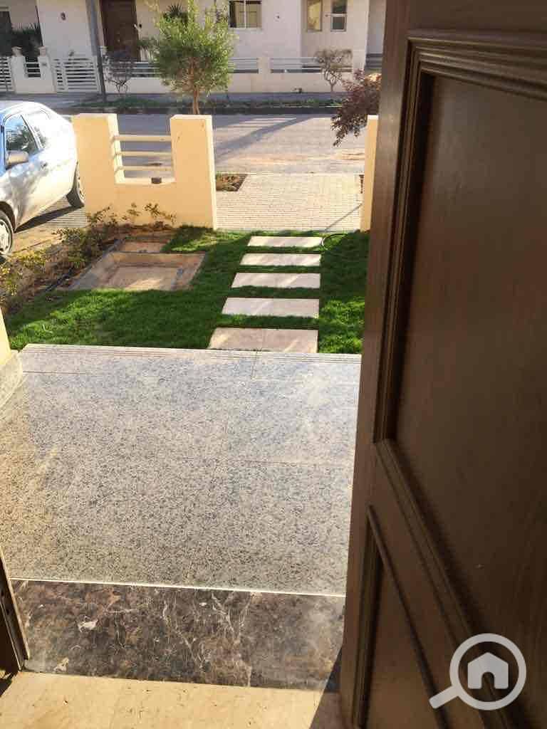 4 013443b6-67b0-4d00-88c5-0c7c5747ebf9. jpg