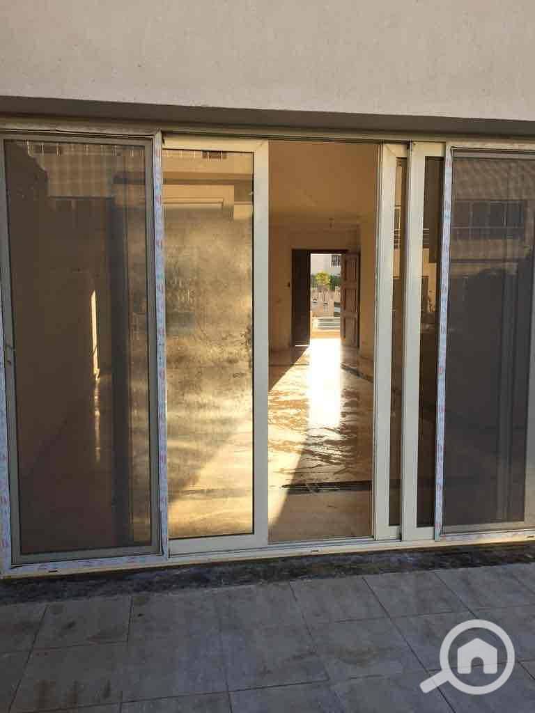 8 78c2a64b-4058-4fba-ae0b-c1abb5bfb770. jpg