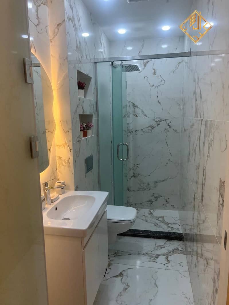 15 WhatsApp Image 2025-11-16 at 13.52. 00. jpeg