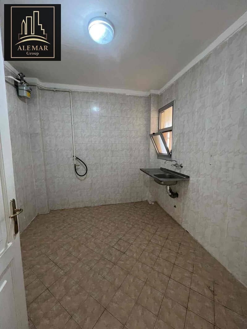 8 b6e8a666-b6f5-465d-92ef-4a5329f847c3. jpg