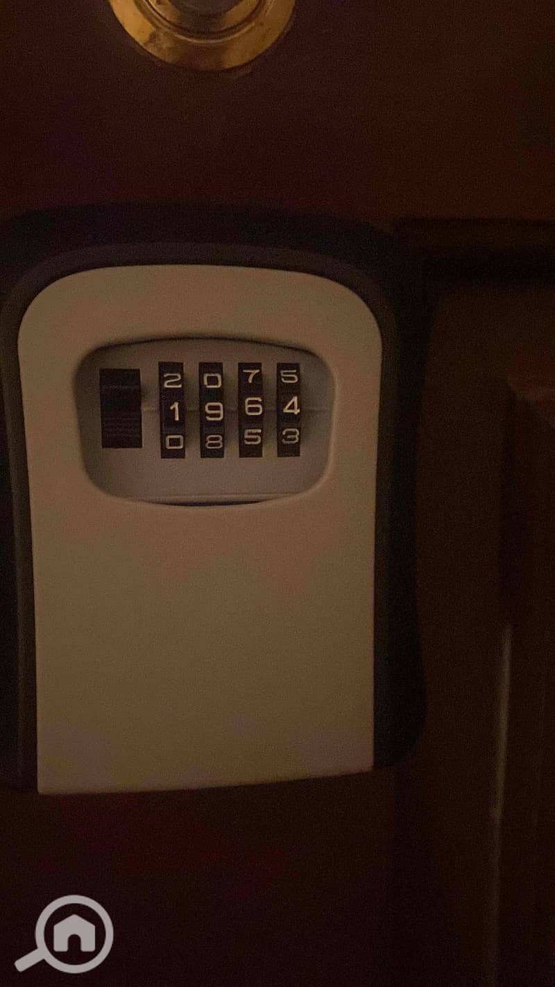 7 99410853-EF54-4C98-B5B5-B2E518F75A99. jpg