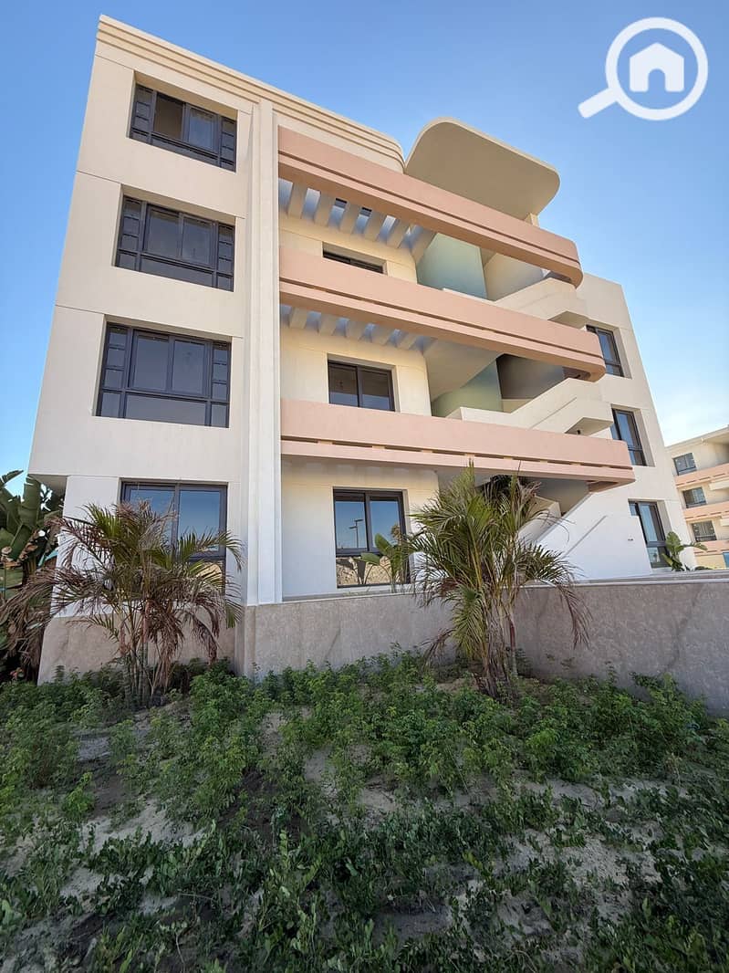 11 1055f533-7293-435e-a12b-65c5b05e794f. jpg