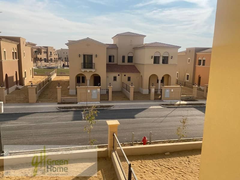 4 006b2176-b097-44a6-81ea-fe80a4fc6029. jpg