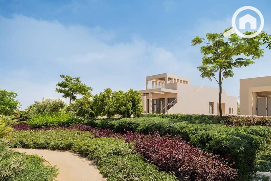 5 WhatsApp Image 2025-12-04 at 21.20. 52_0b6a41d2. jpg