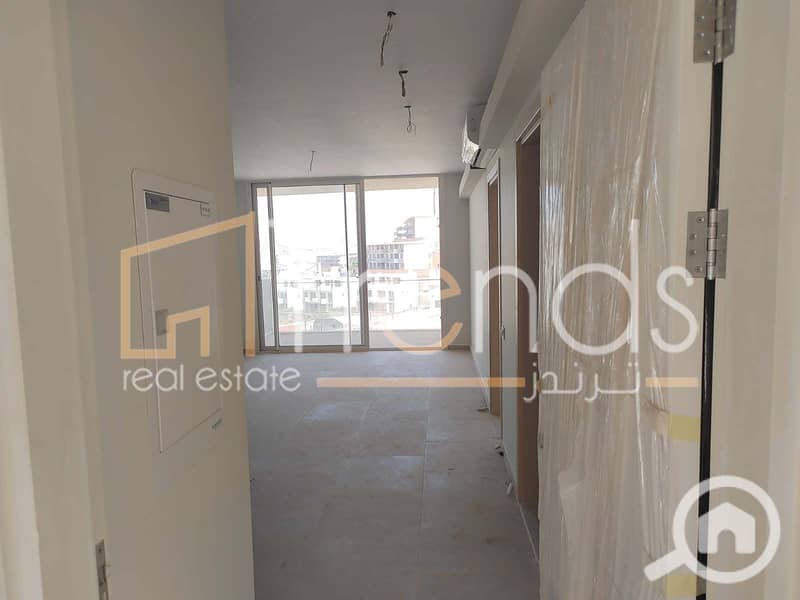 18 WhatsApp Image 2024-05-02 at 12.51. 18 PM(4). jpg