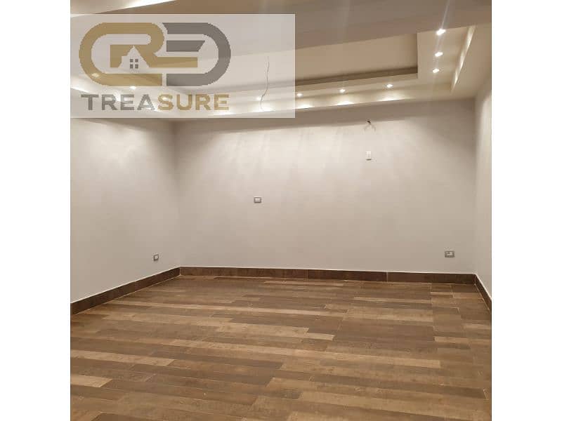 4 WhatsApp Image 2025-12-21 at 1.27. 49 PM. jpg