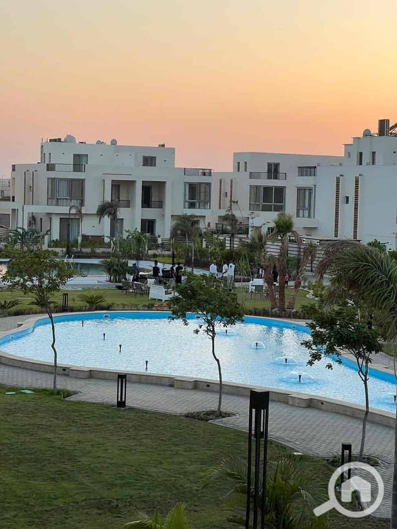 22 af6680b0-e676-4a77-a9e3-d653deba3dc4. jpg