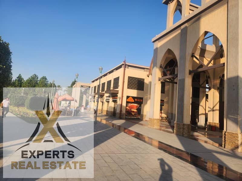 4 dd233c3f-20d5-4c7b-bd40-8589e5348130. jpg