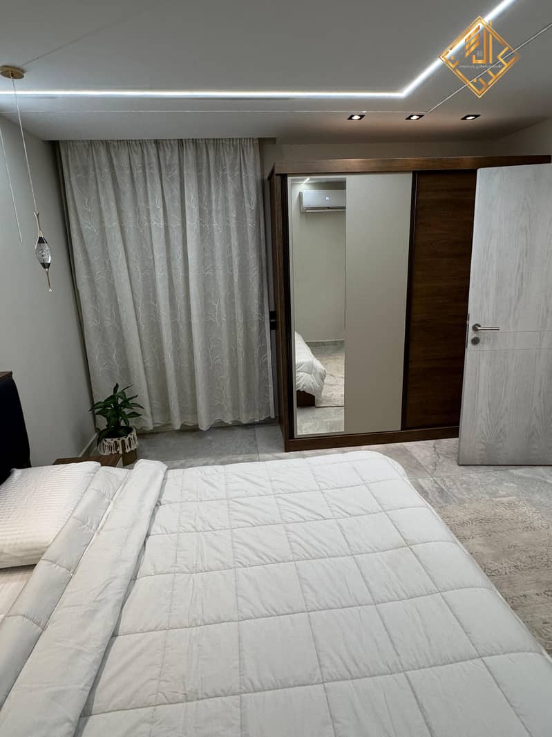 16 WhatsApp Image 2025-09-27 at 16.11. 15 (1). jpeg