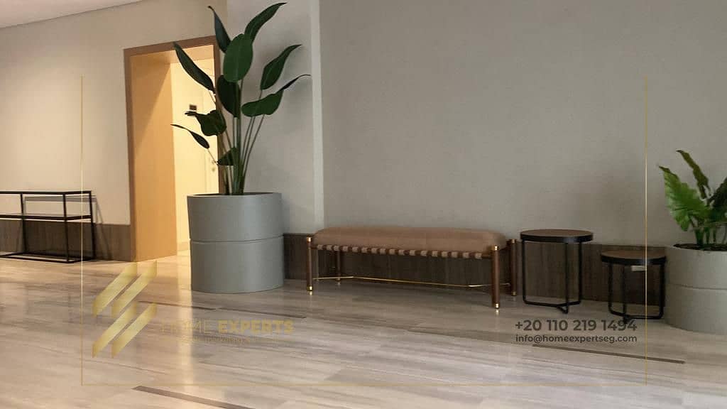 12 c832012d-535d-4659-9a08-3fcb97661248. jpg